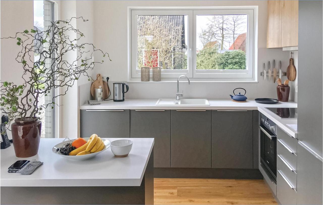 Awesome Home In Lembruch-Duemmer See With Kitchen Ngoại thất bức ảnh